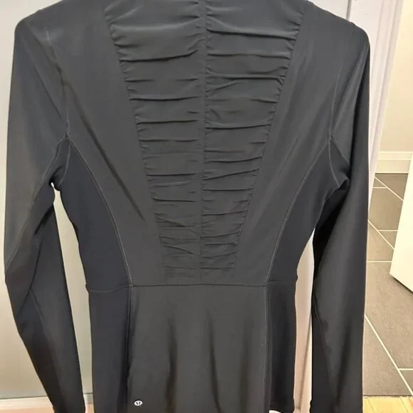 Lululemon Define Jacket - Picture 3 of 3